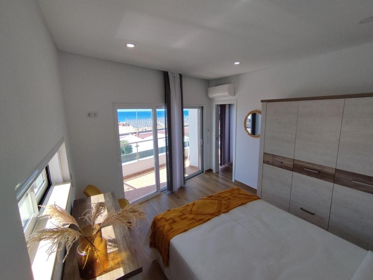 T2 - Praia Pescadores Frente Mar - Casas & Papeis อาร์มาซอง เด เปรา ภายนอก รูปภาพ