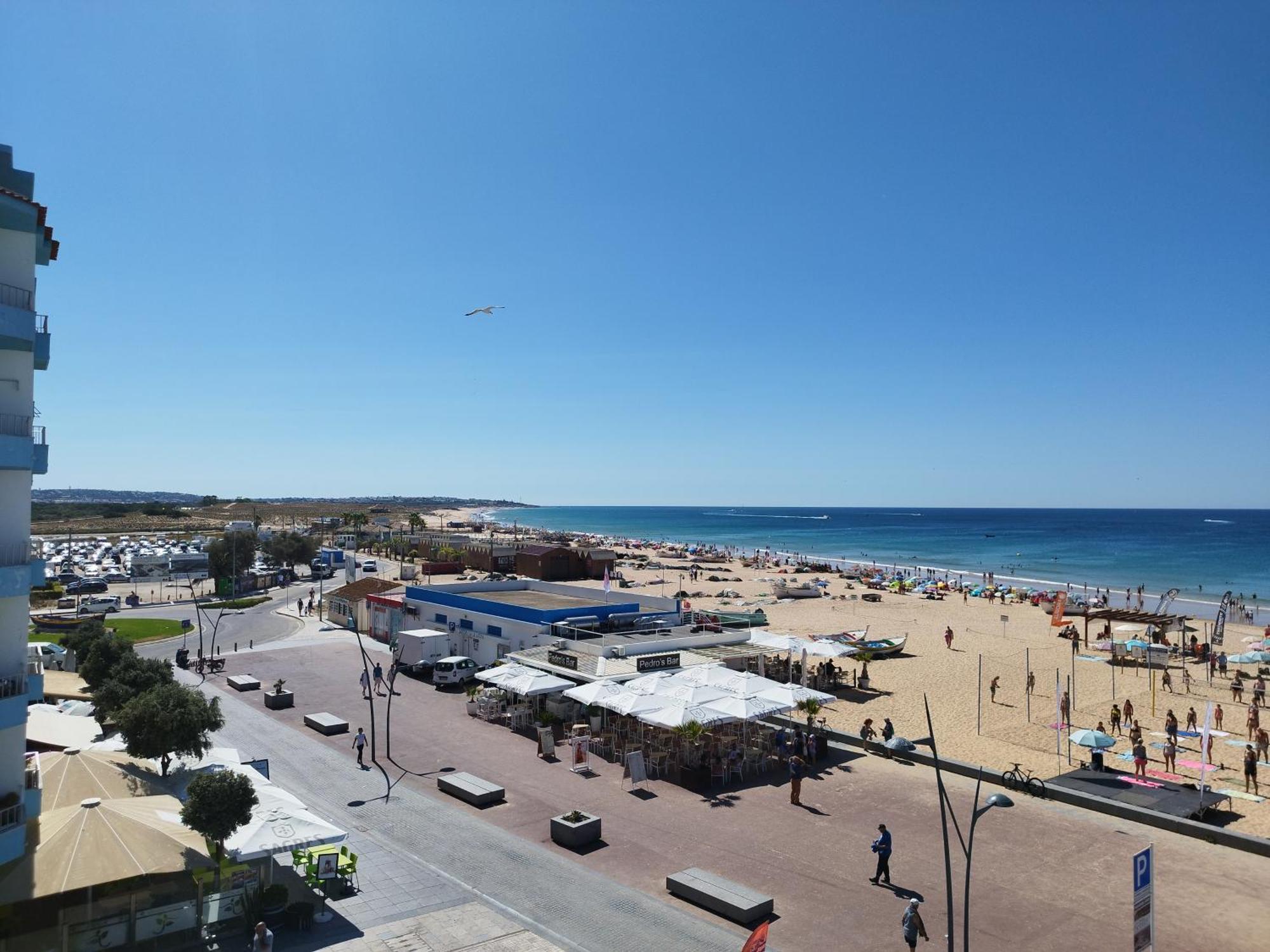 T2 - Praia Pescadores Frente Mar - Casas & Papeis อาร์มาซอง เด เปรา ภายนอก รูปภาพ